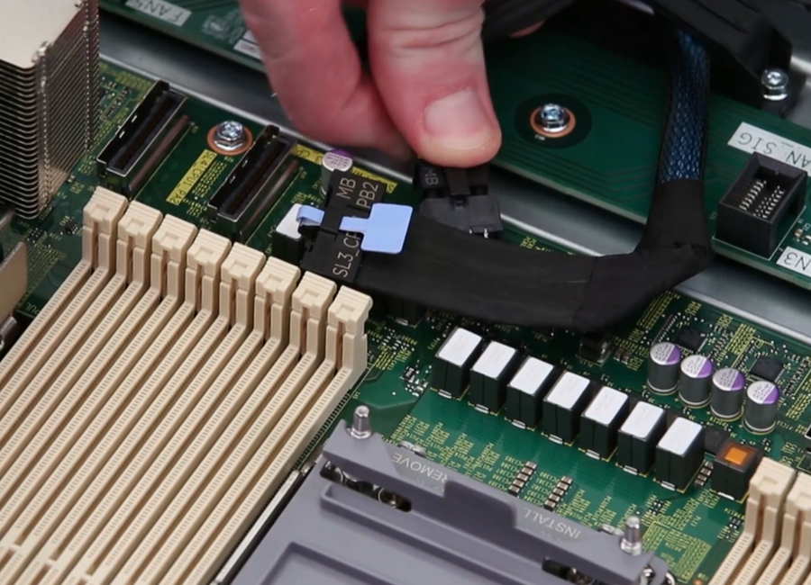 Install the Fan Board on Dell R750xs